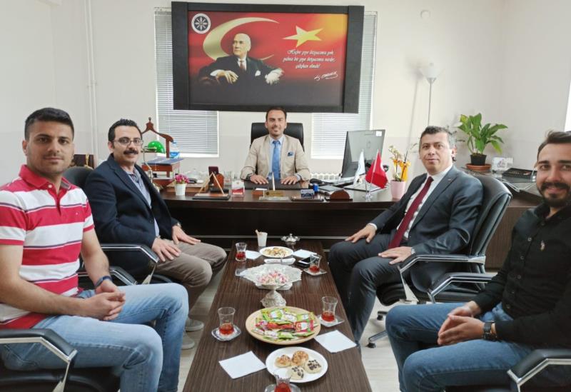 Çıldır MYO Kariyer Günleri Kapsamında Kaymakam Fatih BAYRAM ile Söyleşi Düzenlendi.