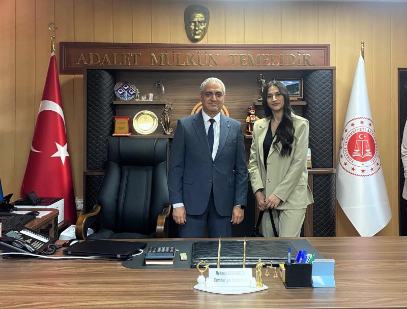 Adalet Programı Öğrencilerimizle Ardahan Adliyesine Teknik Gezi Düzenlendi.